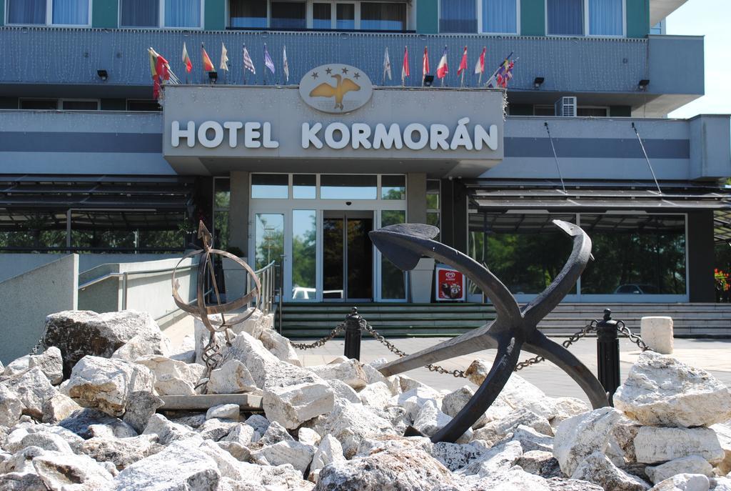 Hotel Kormoran Šamorín Eksteriør billede